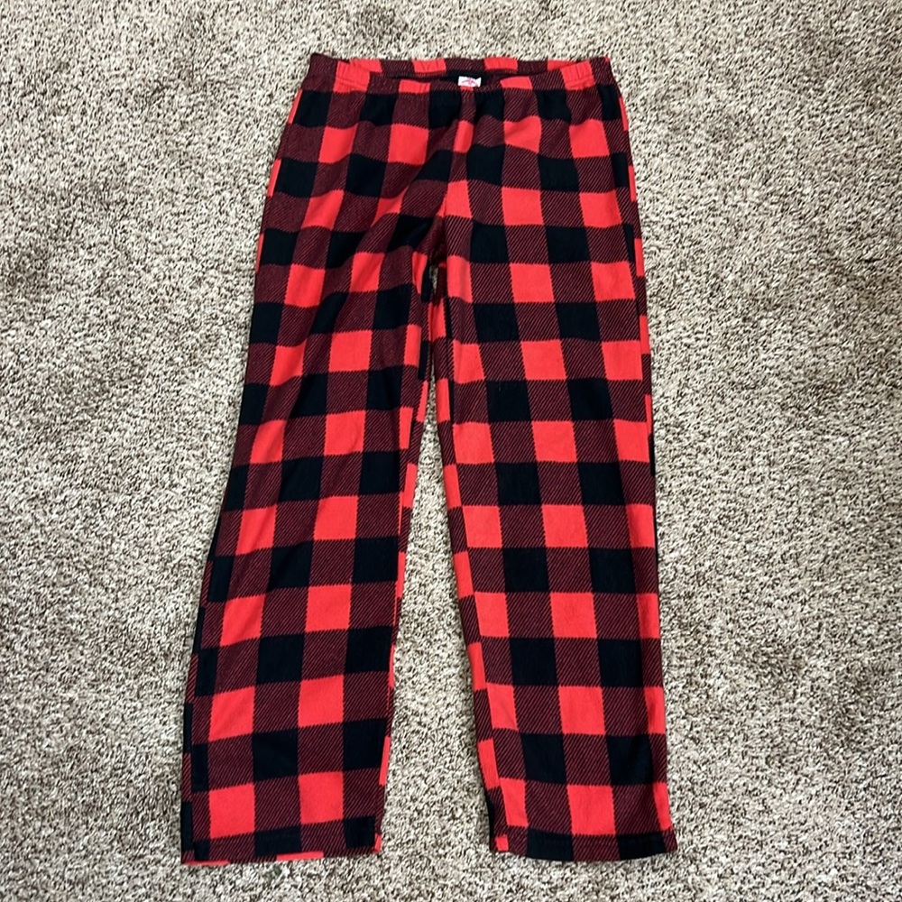 Men’s small pajama pants from holiday time
